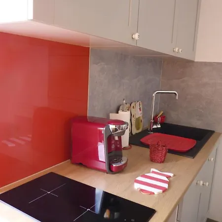 Apartment Trelles Saint-Sauveur-sur-Ecole